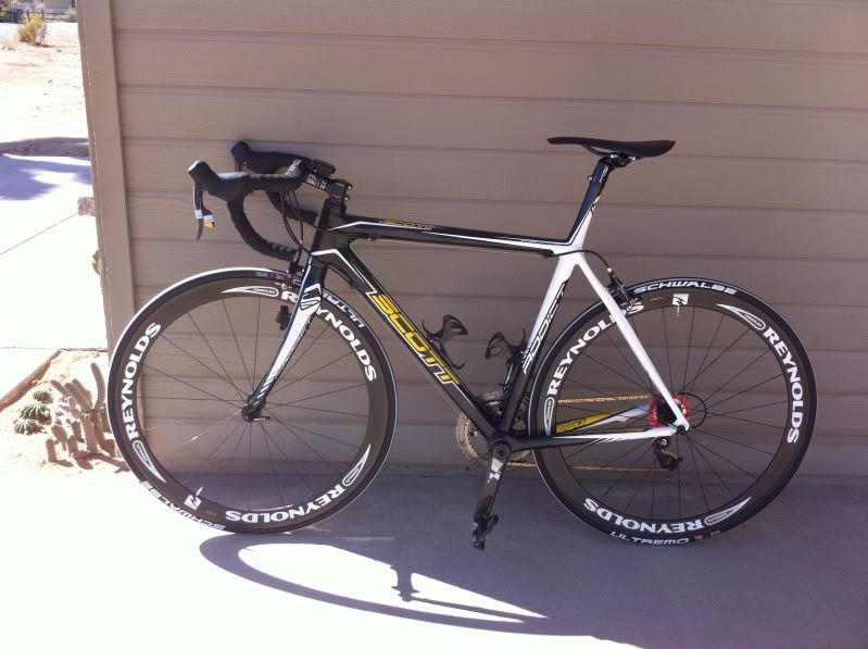 2009 Scott Addict R1 6.26 kg/13.5 lbs - Weight Weenies